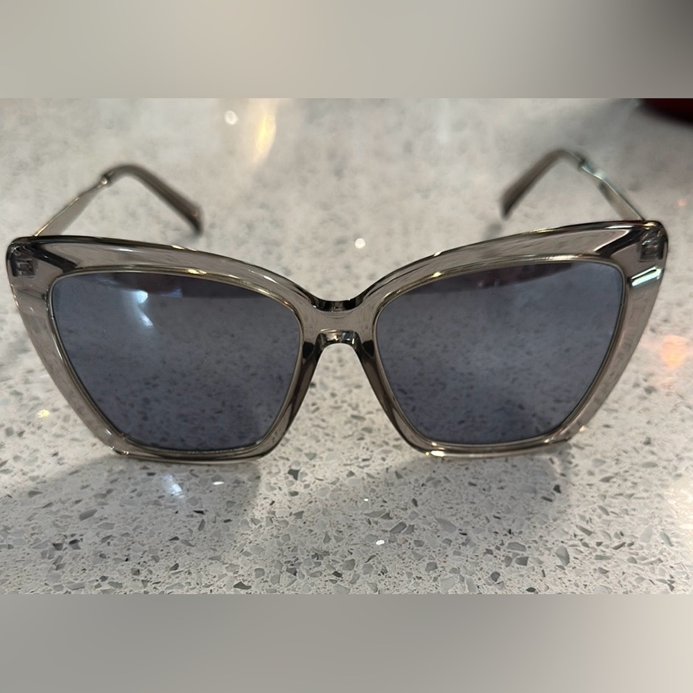 Diff Eyewear-Gray Beck IV